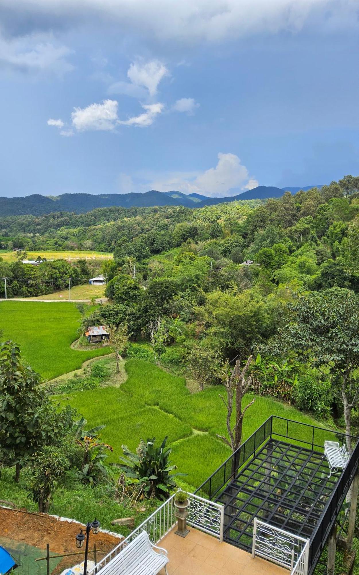 Balmy Hideout Cafe & Homestay Ban Huai Kaeo Luaran gambar